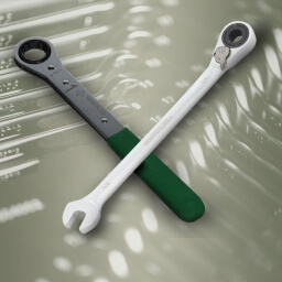 Ratcheting Wrench