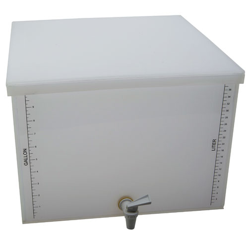 Dynalon 114794-0002, Dispensing Tank With Lid Square