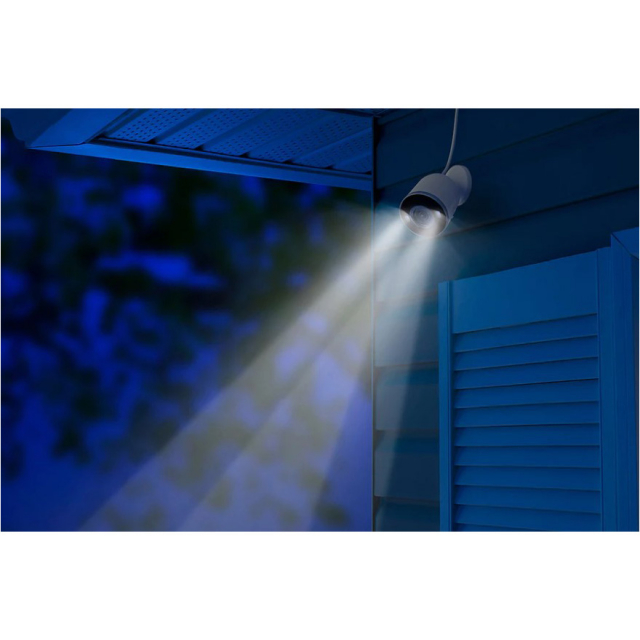 Lorex 2K Spotlight Indoor/Outdoor Wi-Fi Security Camera